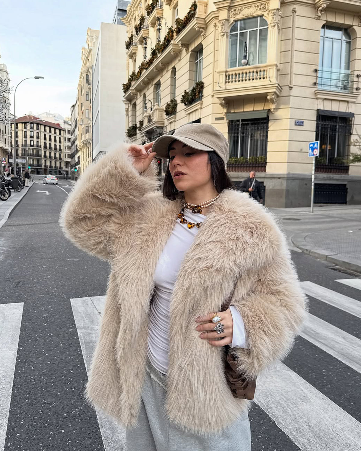 Florence Bold Leopard Hearts Pearl Necklace