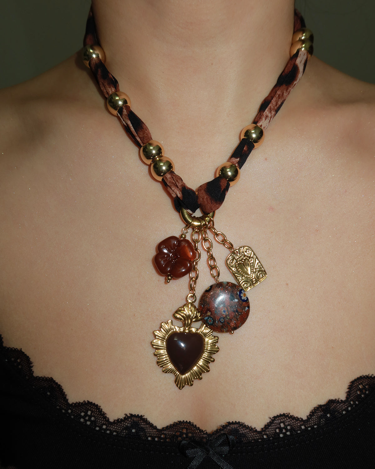 Trista Leopard Heart Flower Golden Pendant Necklace