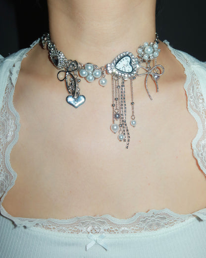Jodie Sweet Bow Heart Pearl Clock Necklace