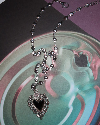 Cathy Vintage Black Heart Silver Pendant Necklace