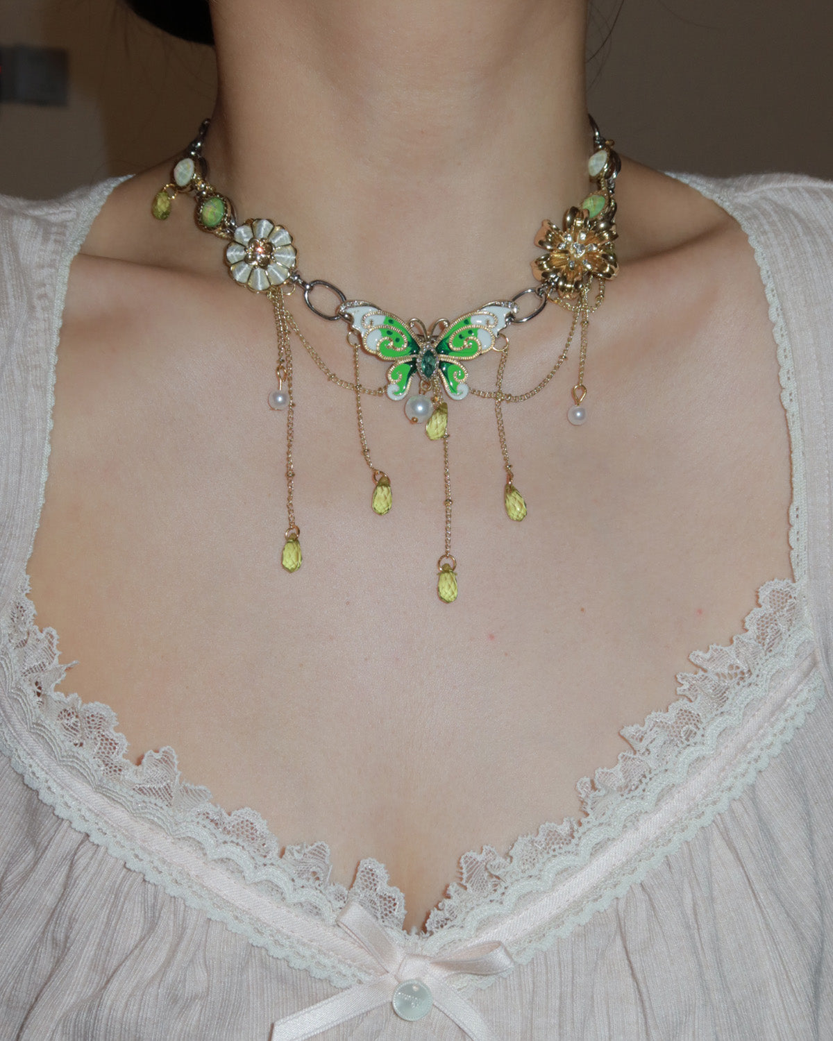 Mariposa Enchanted Green Butterfly Silver-Tone Pearl Drop Necklace