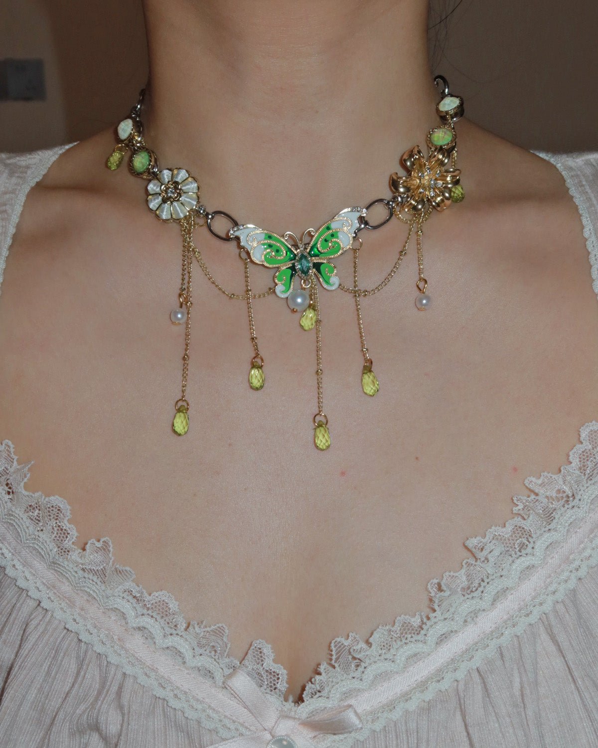 Mariposa Enchanted Green Butterfly Silver-Tone Pearl Drop Necklace