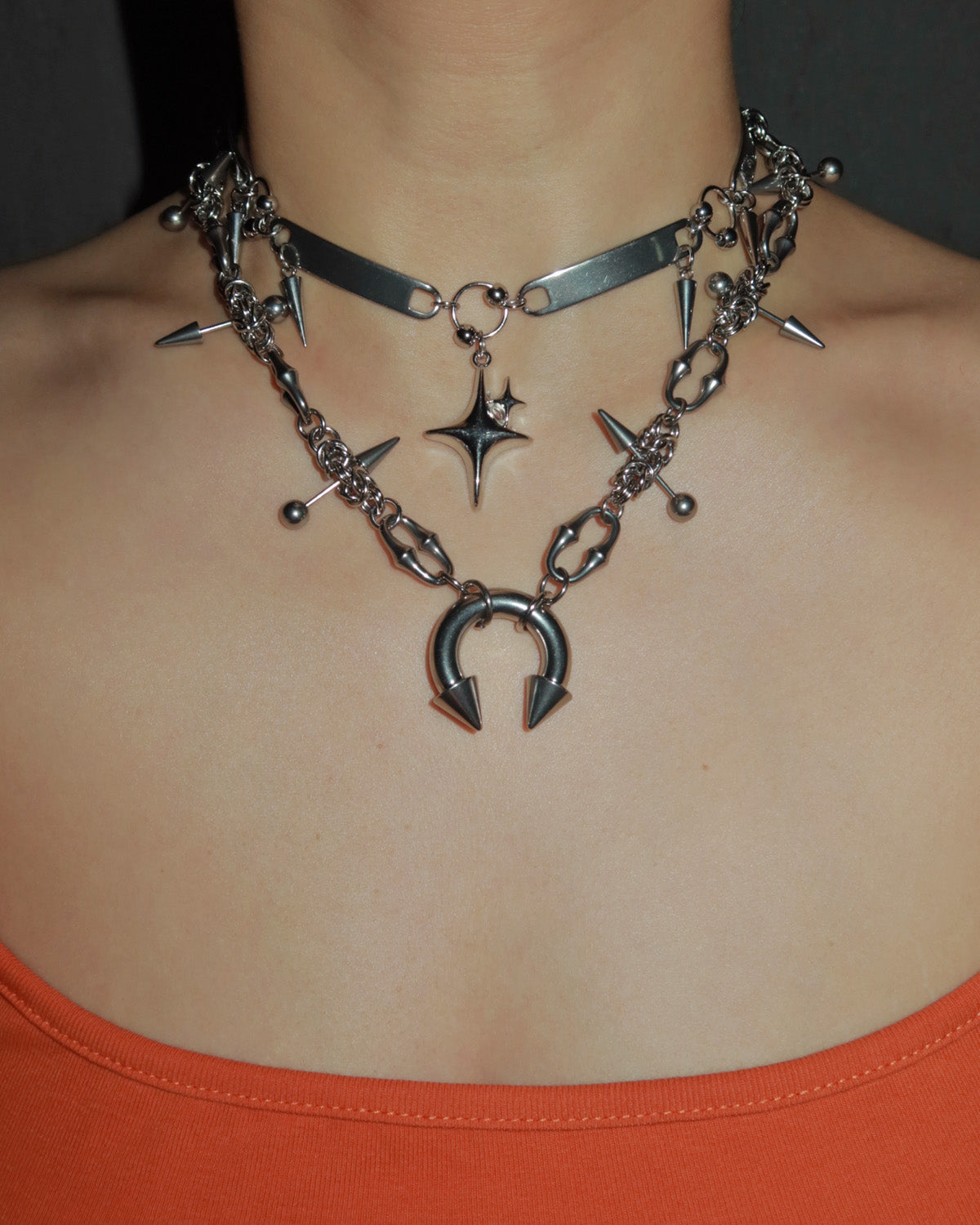 Lee Star Rivet Silver Choker Necklace