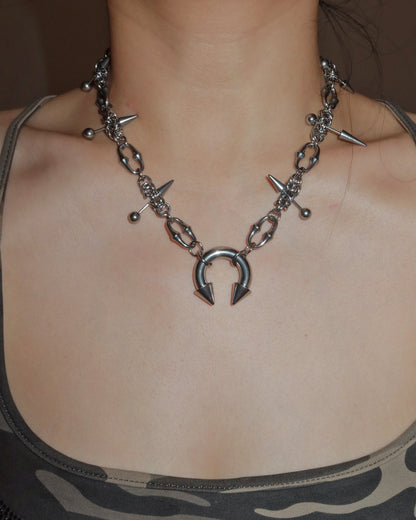 Sloane Pierced Rivet Horseshoe Silver Necklace