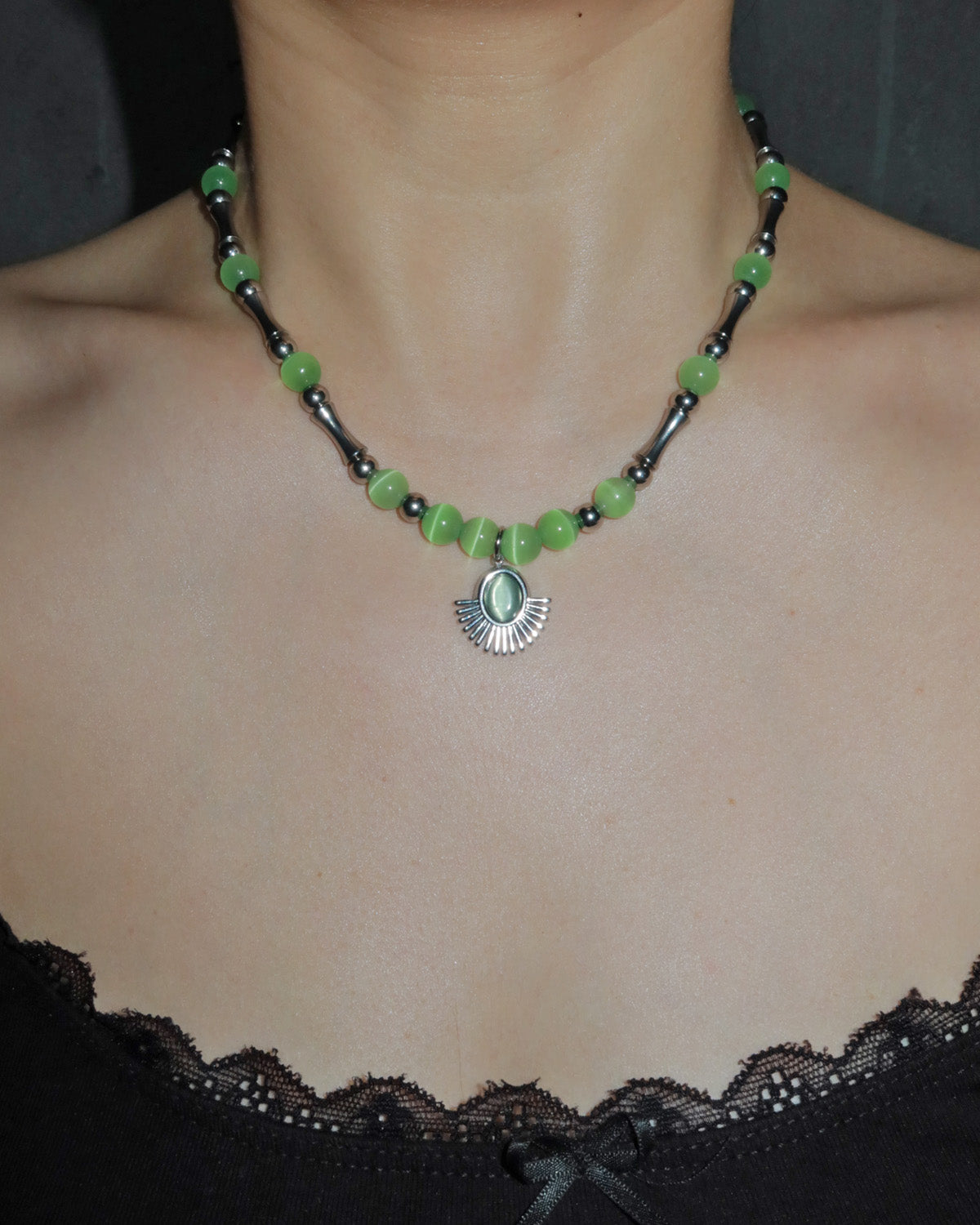 Soleil Green Cat Eye Sun Silver Necklace