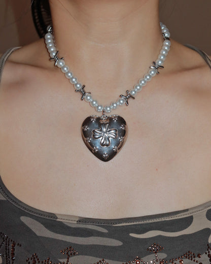 Lia Pearl Bloom Heart Silver Necklace