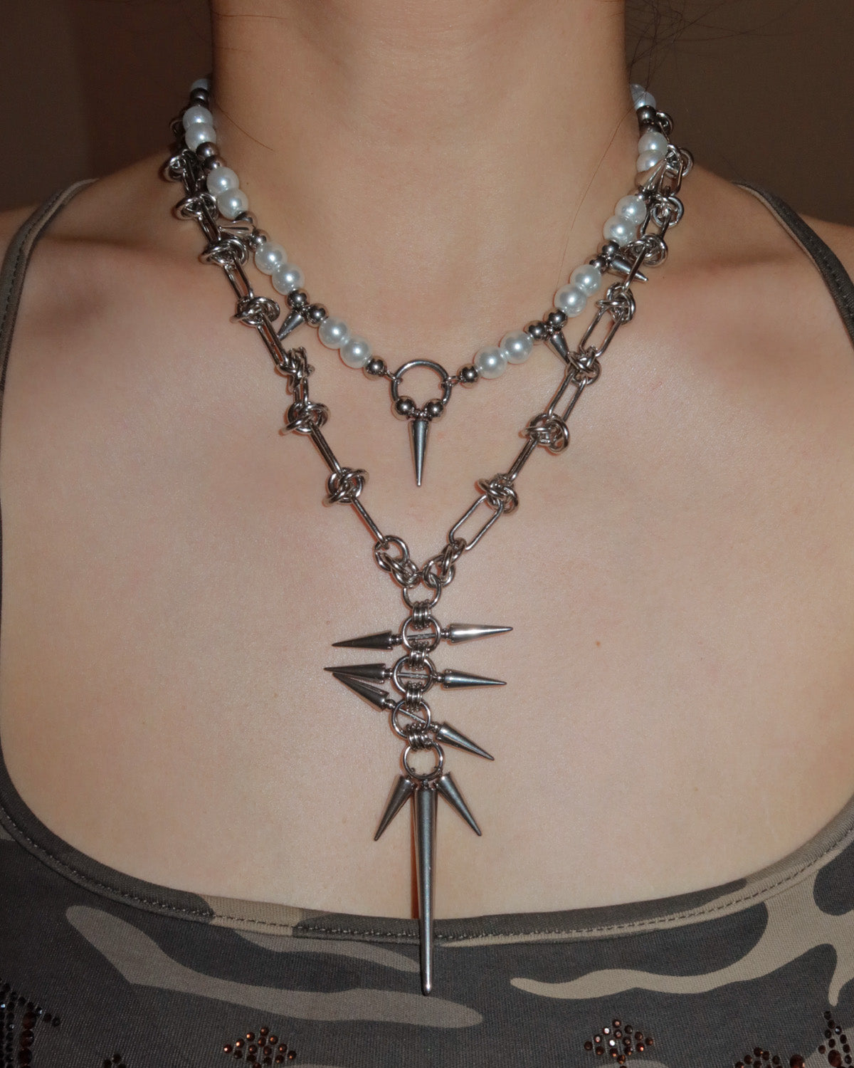 Eira Rivet Pearl Silver Choker Necklace