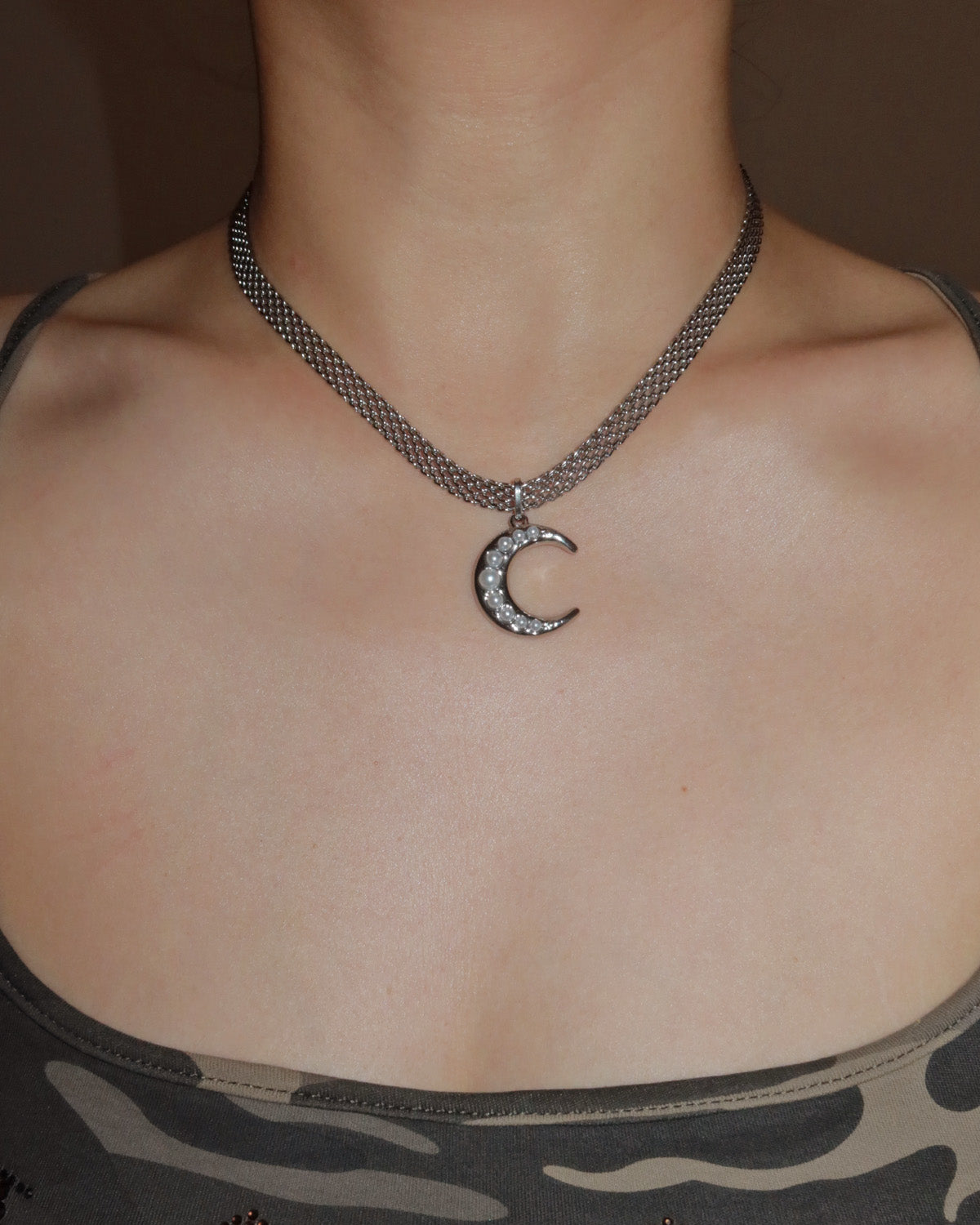 Evelisse Moon Pearl Woven Chain Silver Necklace