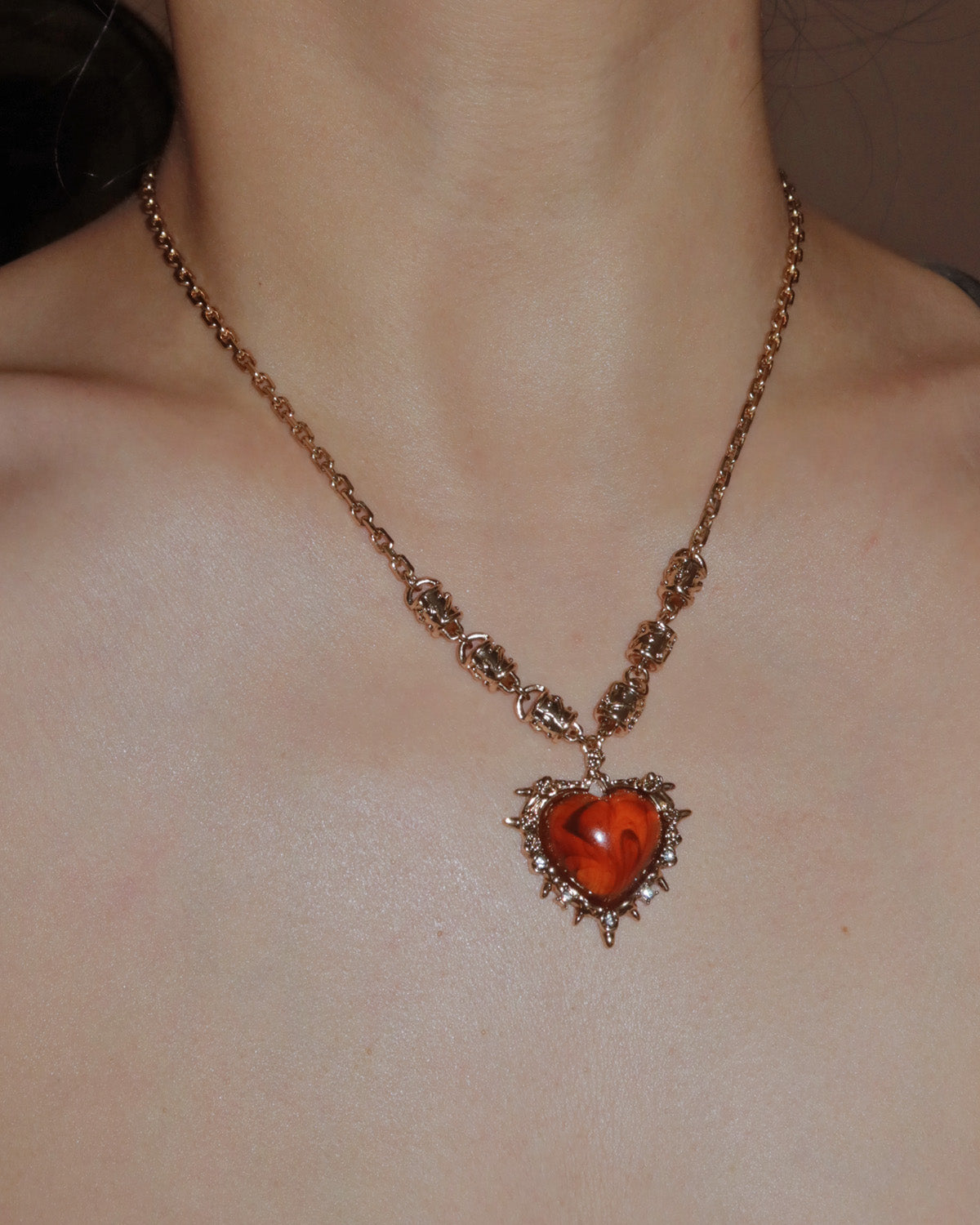 Dahlia Vintage Gothic Heart Crystal Thorn Golden Pendant Necklace