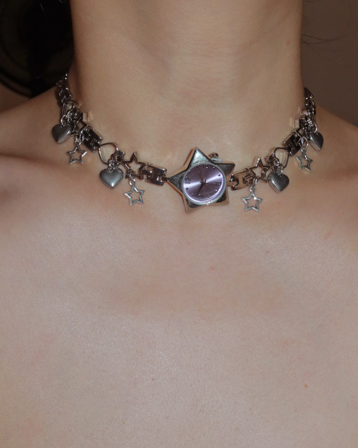 Nova Vintage Purple Star Clock Silver Chocker