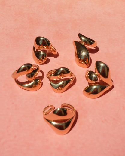 Agnes Geometric Glossy Golden Ring - E