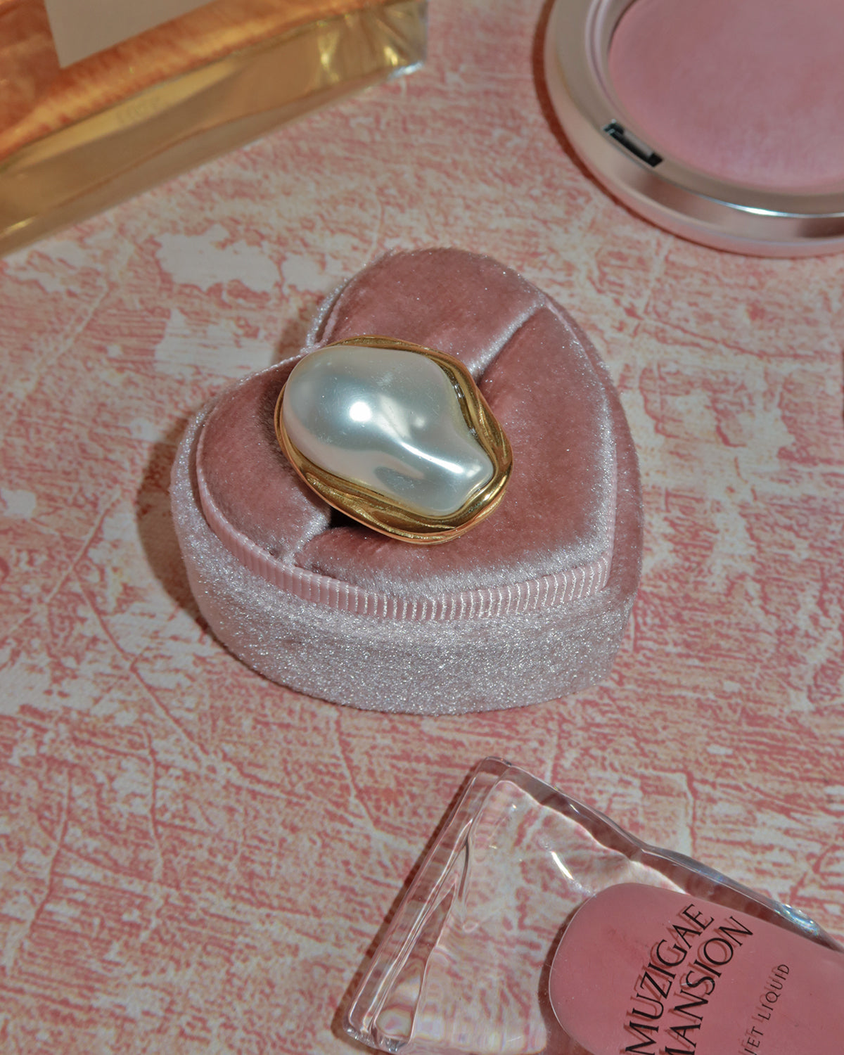 Mathea Baroque Pearl Open Golden Ring