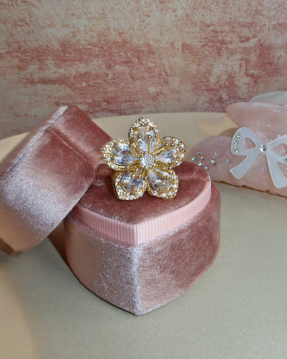 Denise White Flower Golden Ring