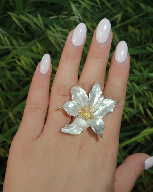 Sherry Enamel Flower Ring