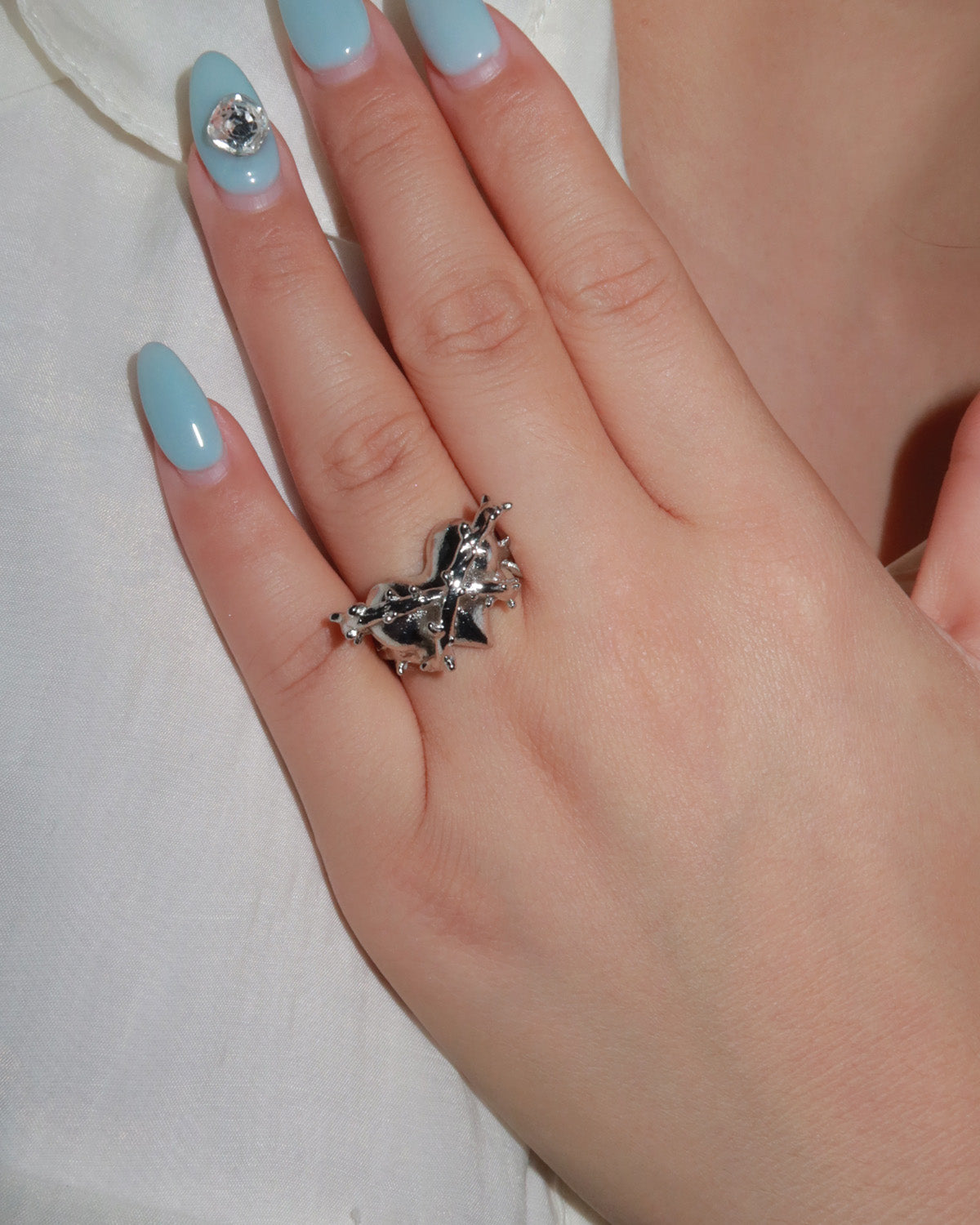 Maleah Gothic Silver Heart Silver Ring