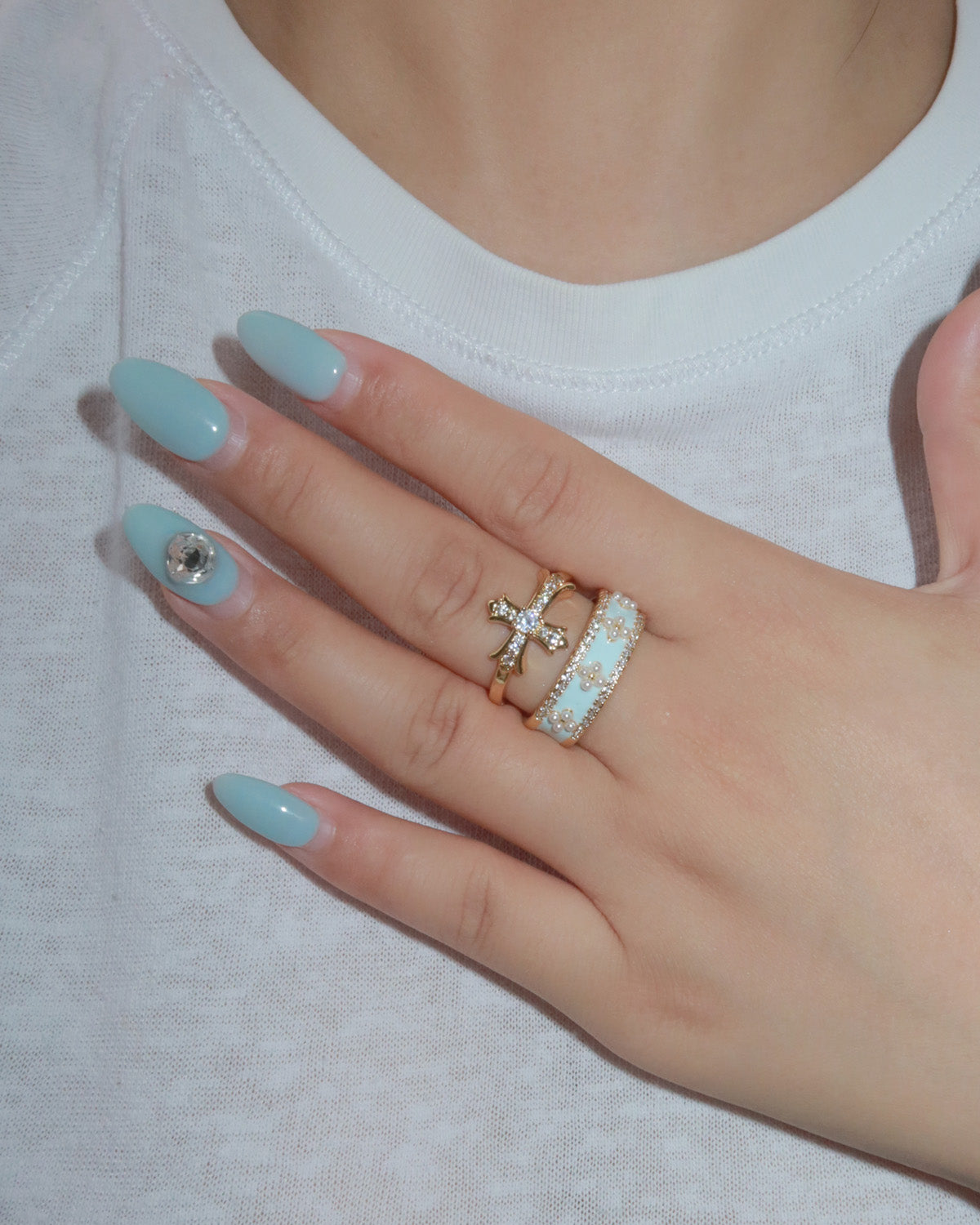 Elodie Cross Pearl Crystal Golden Ring Set In Blue