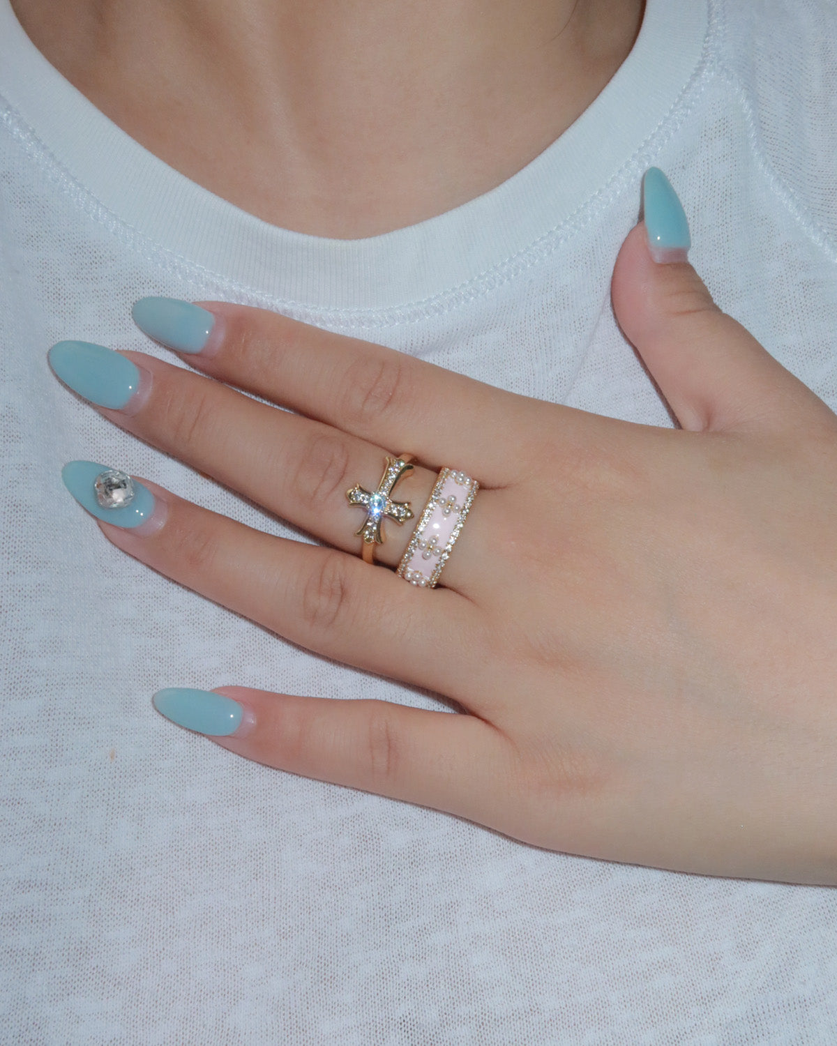 Elodie Cross Pearl Crystal Golden Ring Set In Pink
